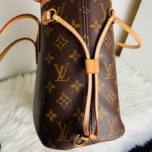 🔥 LOUIS VUITTON NEVERFULL PM with POUCH 🔥 - Picture 4 of 15